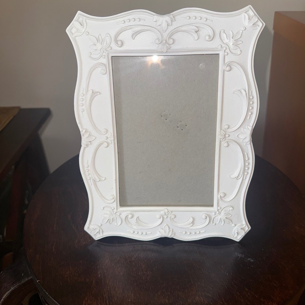Azure Home Picture Frame Ornate White Photo Display Tabletop Decor‎ 4x6